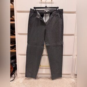 Valerie Stevens Black and White Geometric Cropped Pants